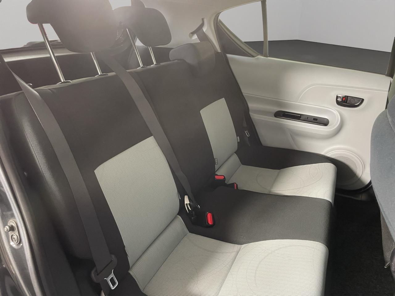 2013 Toyota Aqua S AERO Hatchback REVERSING CAMERA + HEATED SEATS + PUSH START