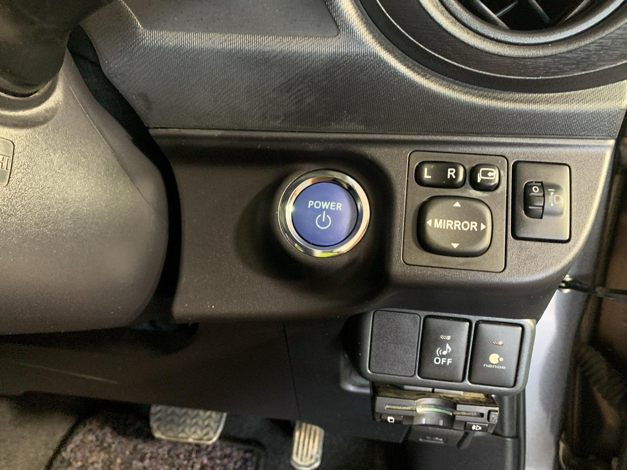 2013 Toyota Aqua G Hatchback HEATED SEATS + PUSH BUTTON START + AUTO LIGHTS