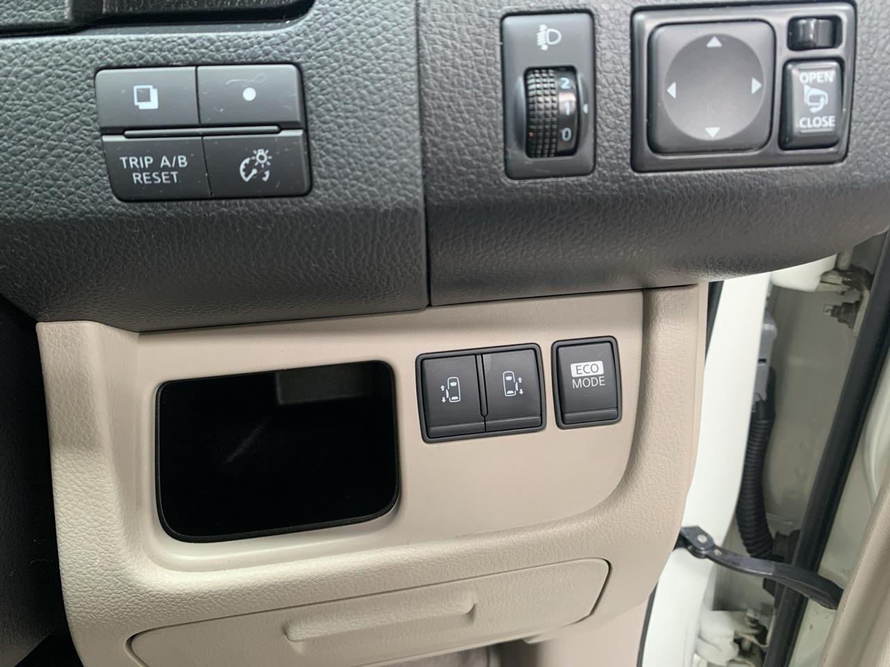 2012 Nissan Serena 20G S Hybrid People Mover CRUISE CONTROL + POWER SLIDING DOORS + AUTO LIGHTS