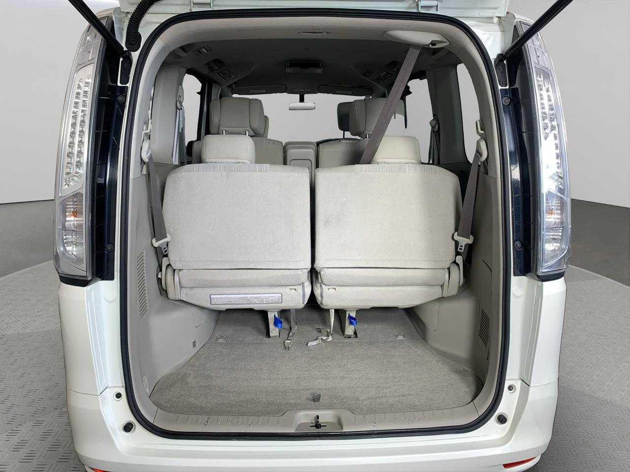 2012 Nissan Serena 20G S Hybrid People Mover CRUISE CONTROL + POWER SLIDING DOORS + AUTO LIGHTS