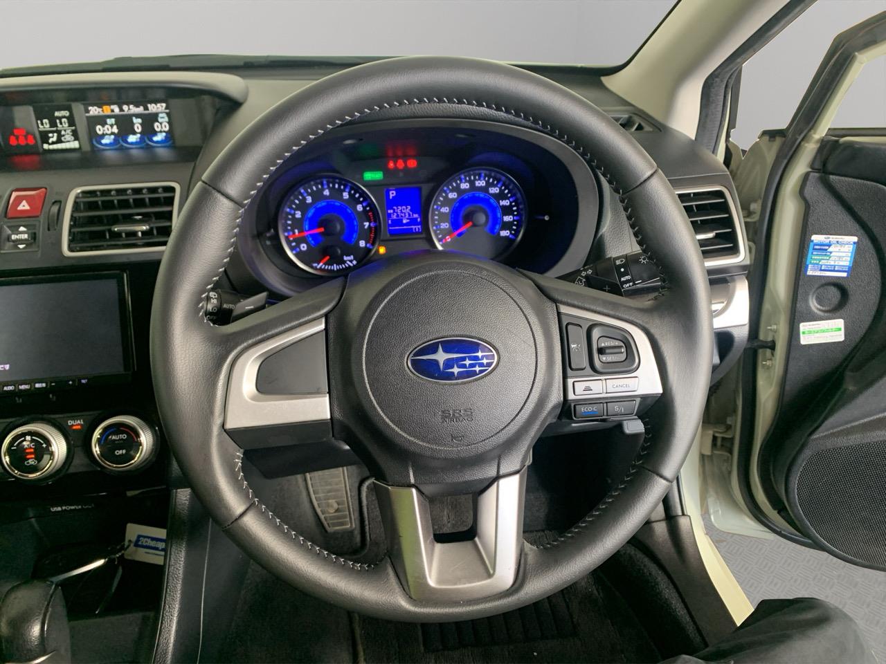 2016 Subaru XV Hybrid 2,0i-L Eyesight RV/SUV AWD + EYE SIGHT SYSTEM + REVESING CAMERA