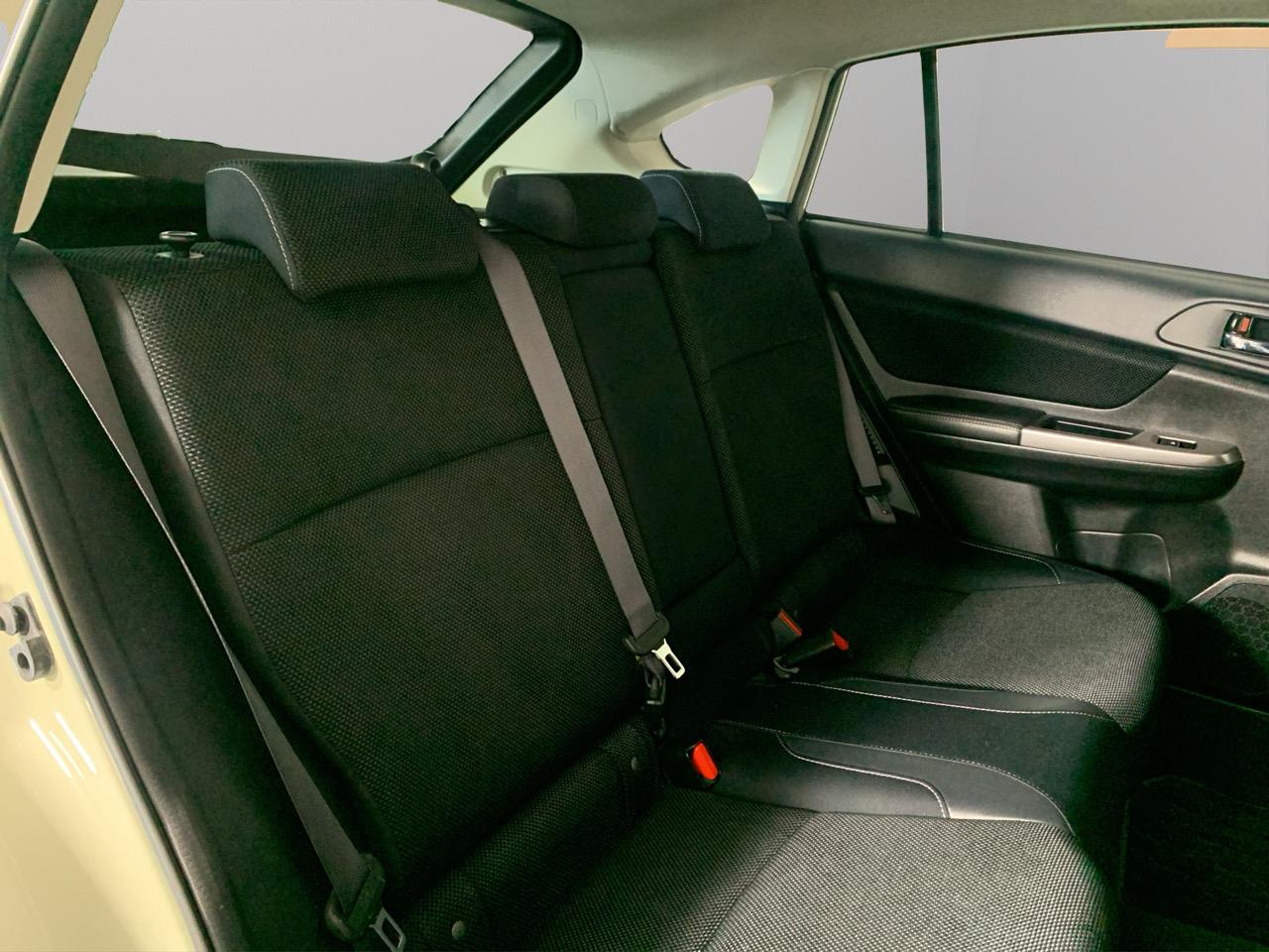 2016 Subaru XV Hybrid 2,0i-L Eyesight RV/SUV AWD + EYE SIGHT SYSTEM + REVESING CAMERA