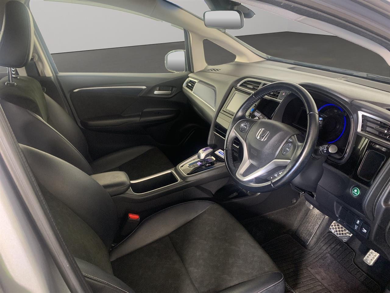 2016 Honda Shuttle HYBRID Z Station Wagon GREAT SPACE + PUSH SRART + REVESING CAMERA