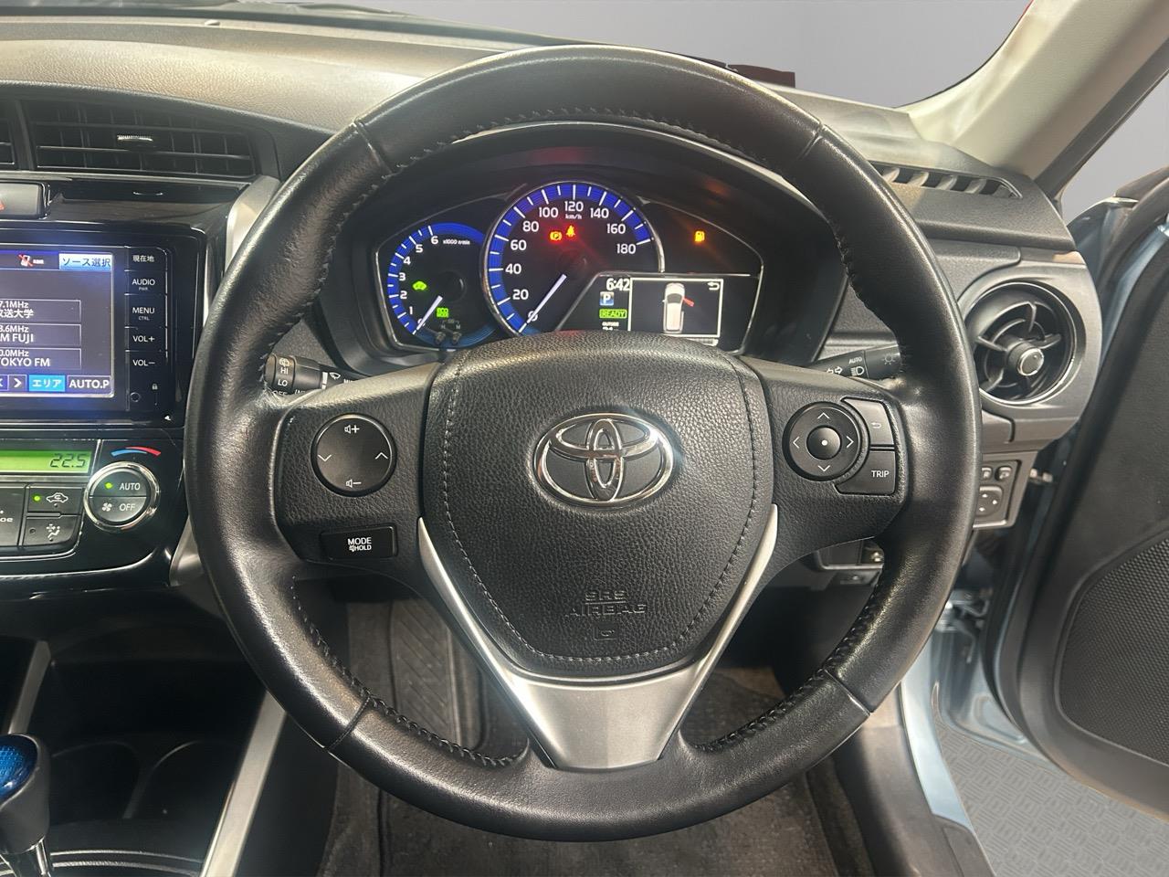 2015 Toyota Corolla Fielder Hybrid Station Wagon PUSH BUTTON START + AUTO LIGHTS + REVERSING CAMERA