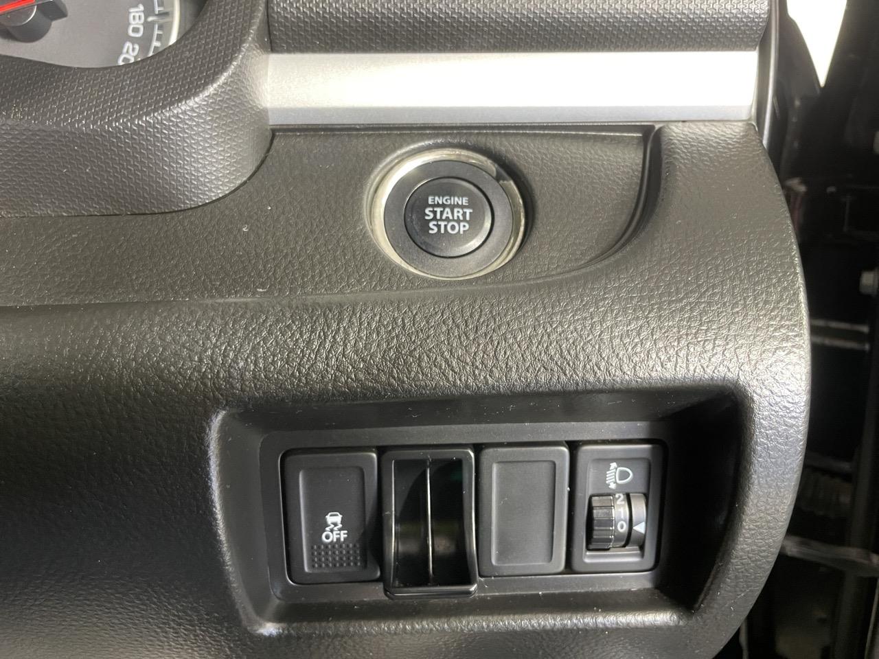 2016 Suzuki Swift 1.2 XG Hatchback REVERSING CAMERA + PUSH BUTTON START