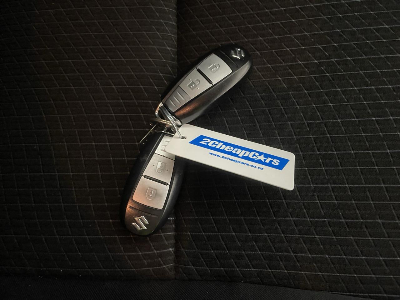 2016 Suzuki Swift 1.2 XG Hatchback REVERSING CAMERA + PUSH BUTTON START