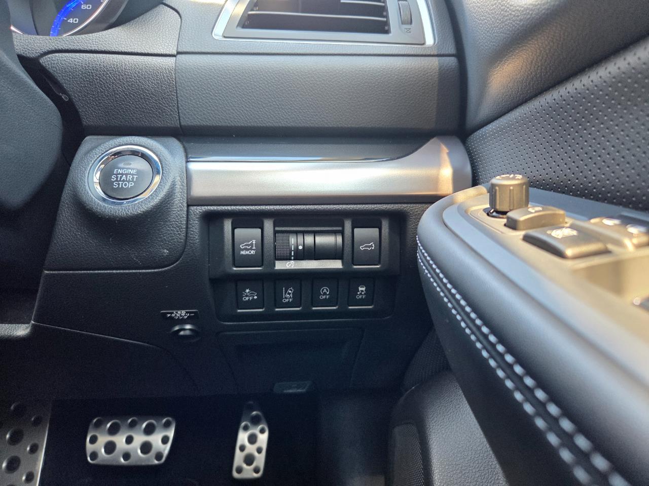 2015 Subaru Outback New Shape AWD RV/SUV AWD + PADDLE SHIFT + REVERSING CAMERA