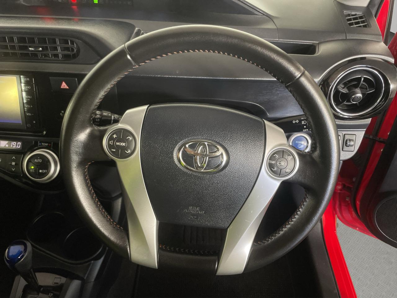 2014 Toyota Aqua X-URBAN Hatchback REVERSING CAMERA + HEATED SEATS + PUSH START