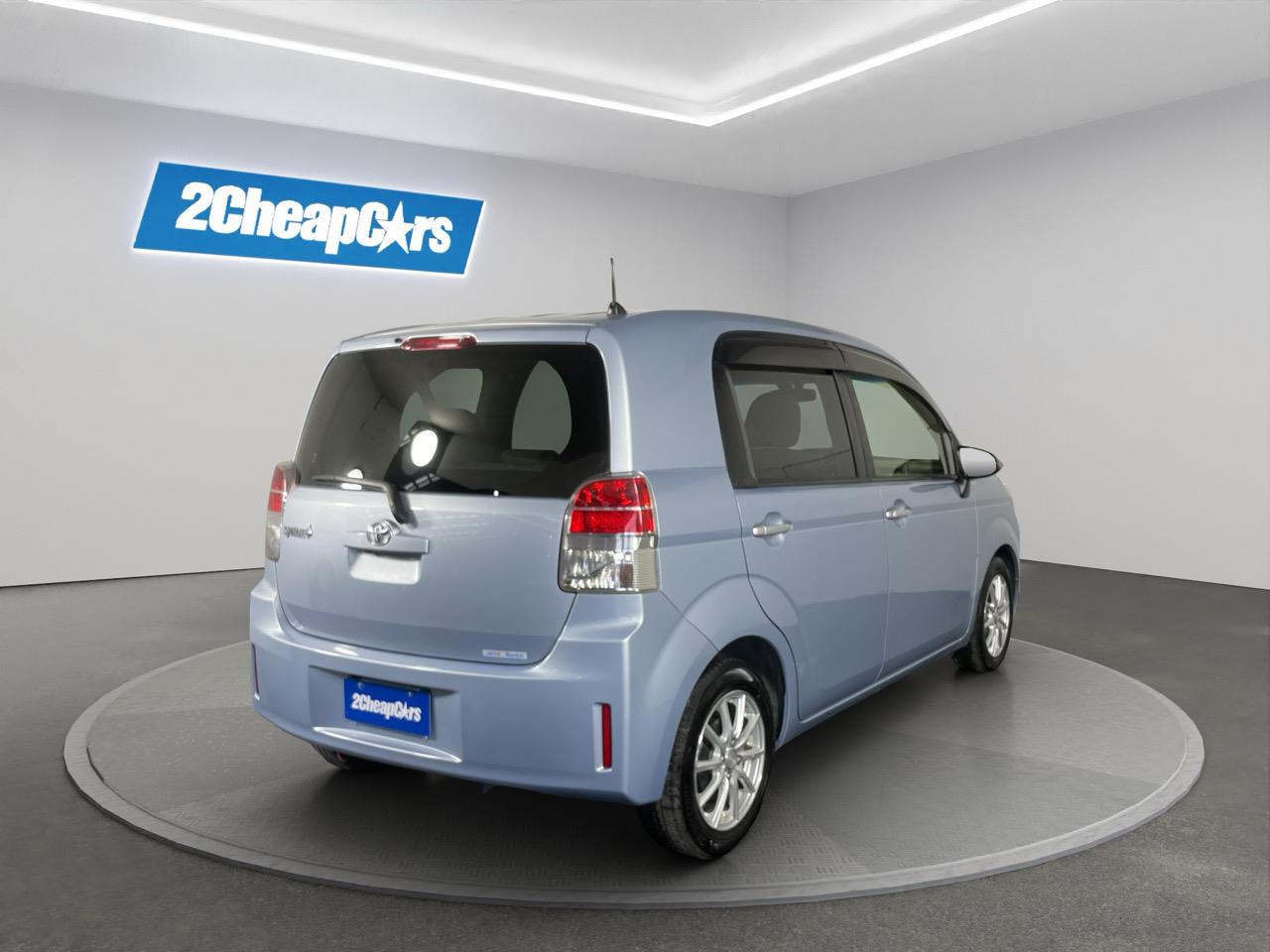 2013 Toyota SPADE F Hatchback REVERSING CAMERA + AUTO LIGHTS 