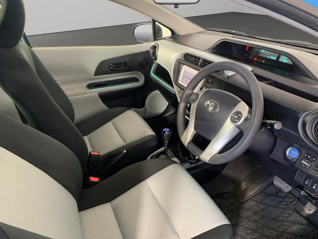 2013 Toyota Aqua S Hatchback REVESING CAMERA + PUSH SRART + AUTO LIGHTS