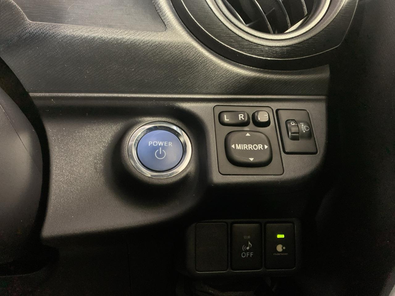 2013 Toyota Aqua S Hatchback REVESING CAMERA + PUSH SRART + AUTO LIGHTS