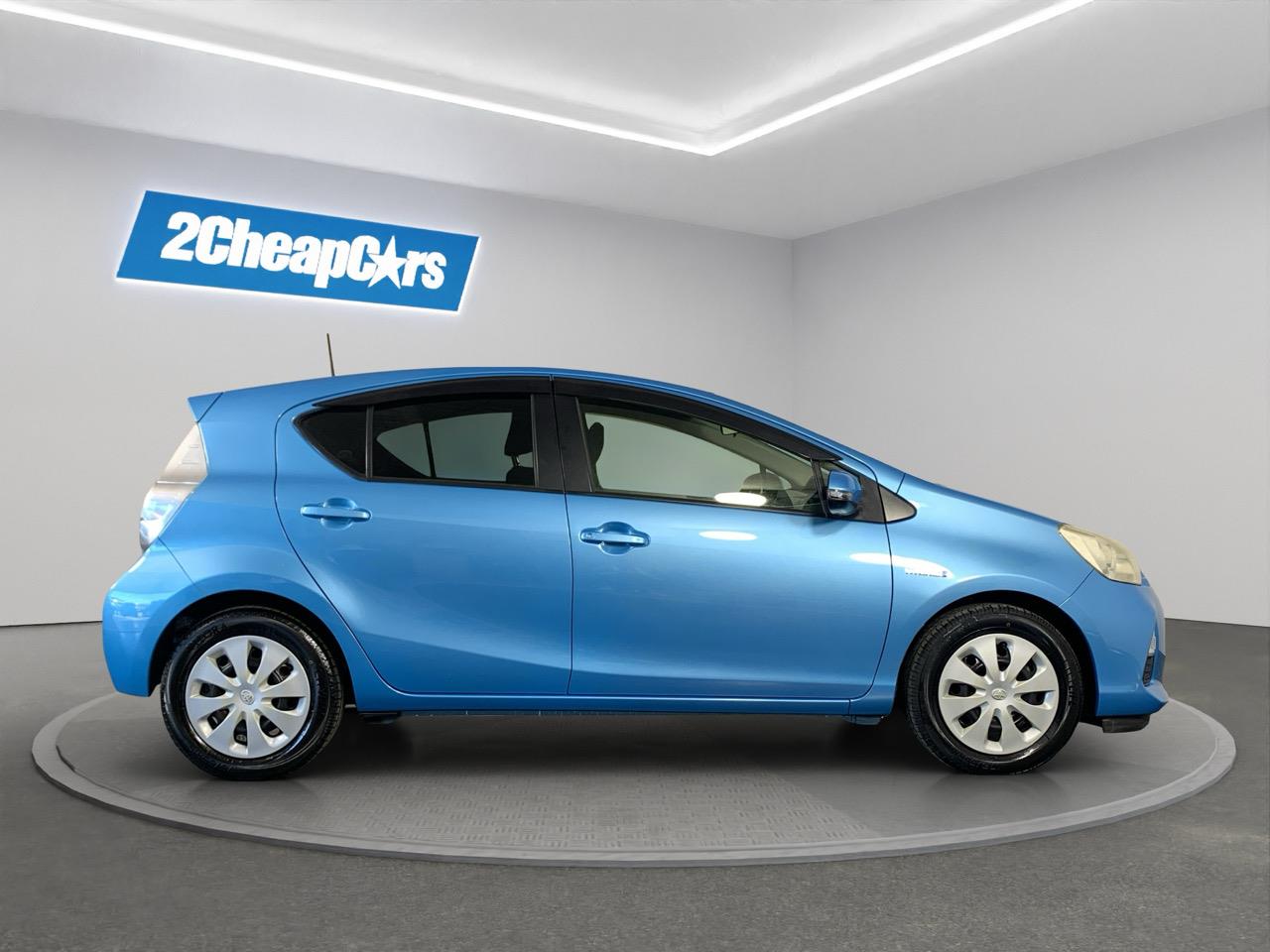 2013 Toyota Aqua S Hatchback REVESING CAMERA + PUSH SRART + AUTO LIGHTS