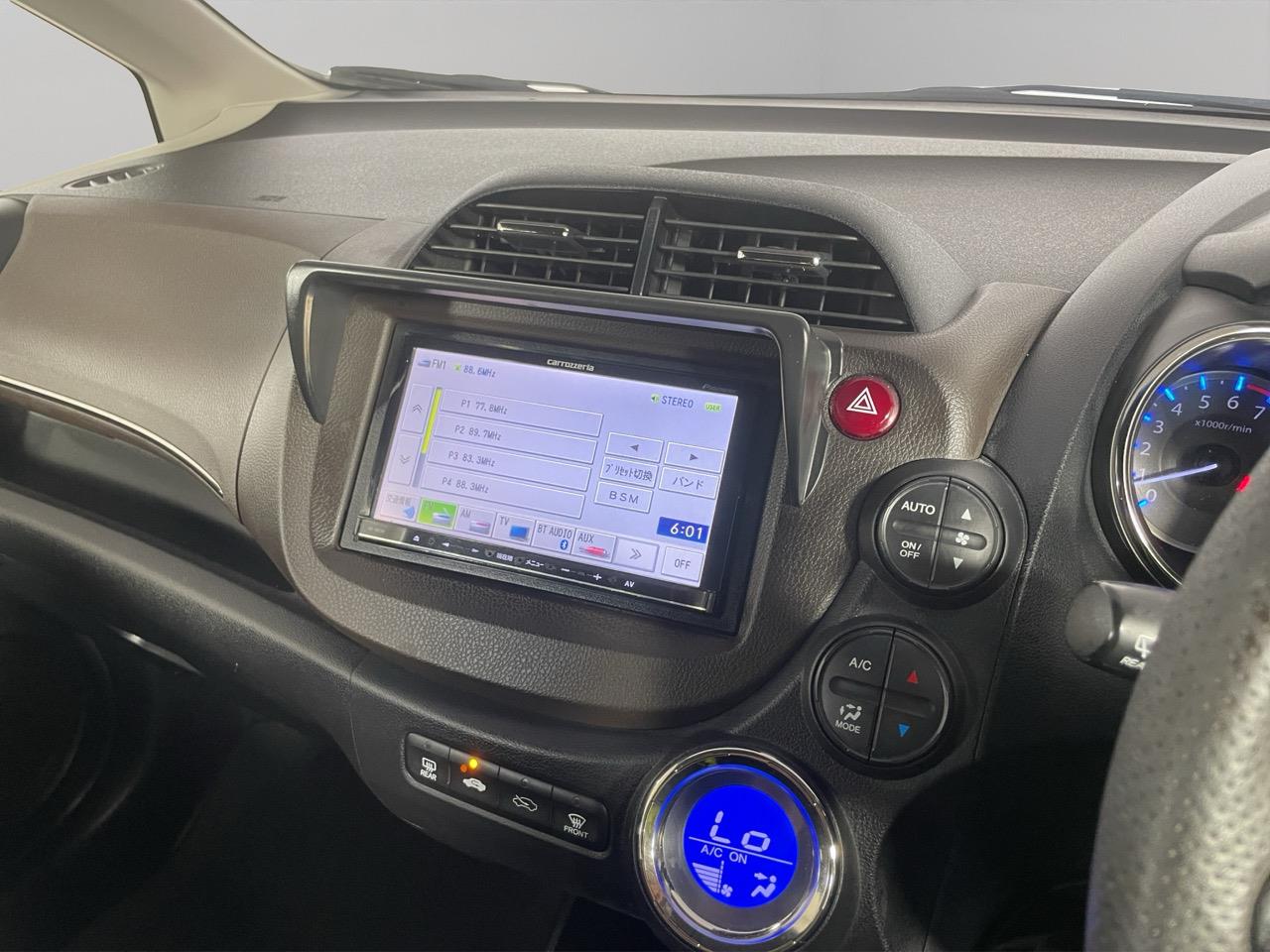 2012 Honda Fit SHUTTLE HYBRID Station Wagon CRUISE CONTROL + AUTO LIGHTS + GREAT SPACE