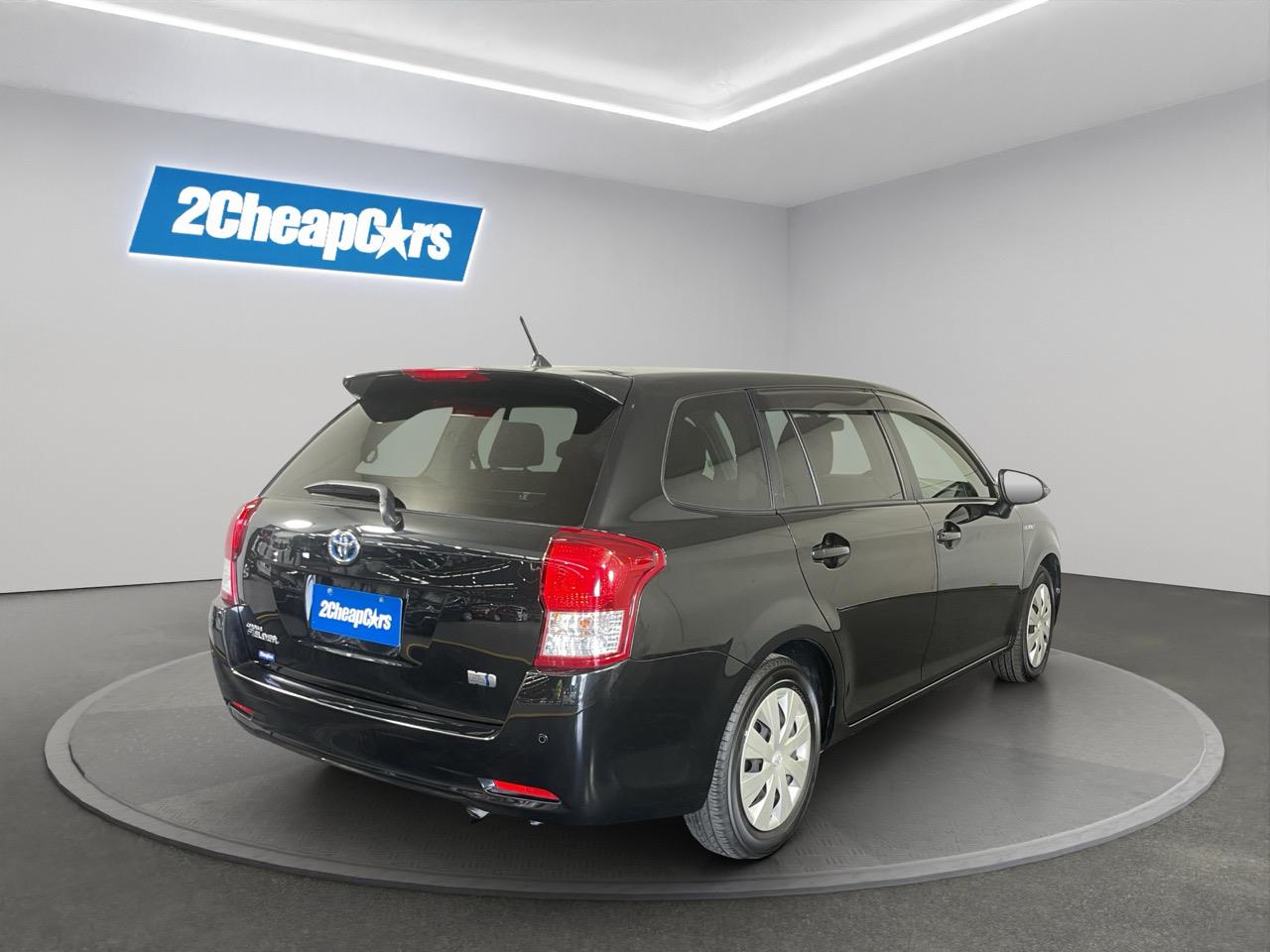 2015 Toyota Corolla Fielder Hybrid Station Wagon REVERSING CAMERA + PARKING SENSORS + PUSH START