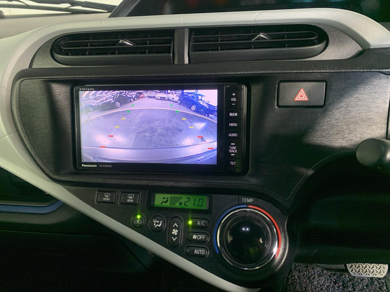 2014 Toyota Aqua S Hatchback HEATED SEATS + REVERSING CAMERA + PUSH BUTTON START