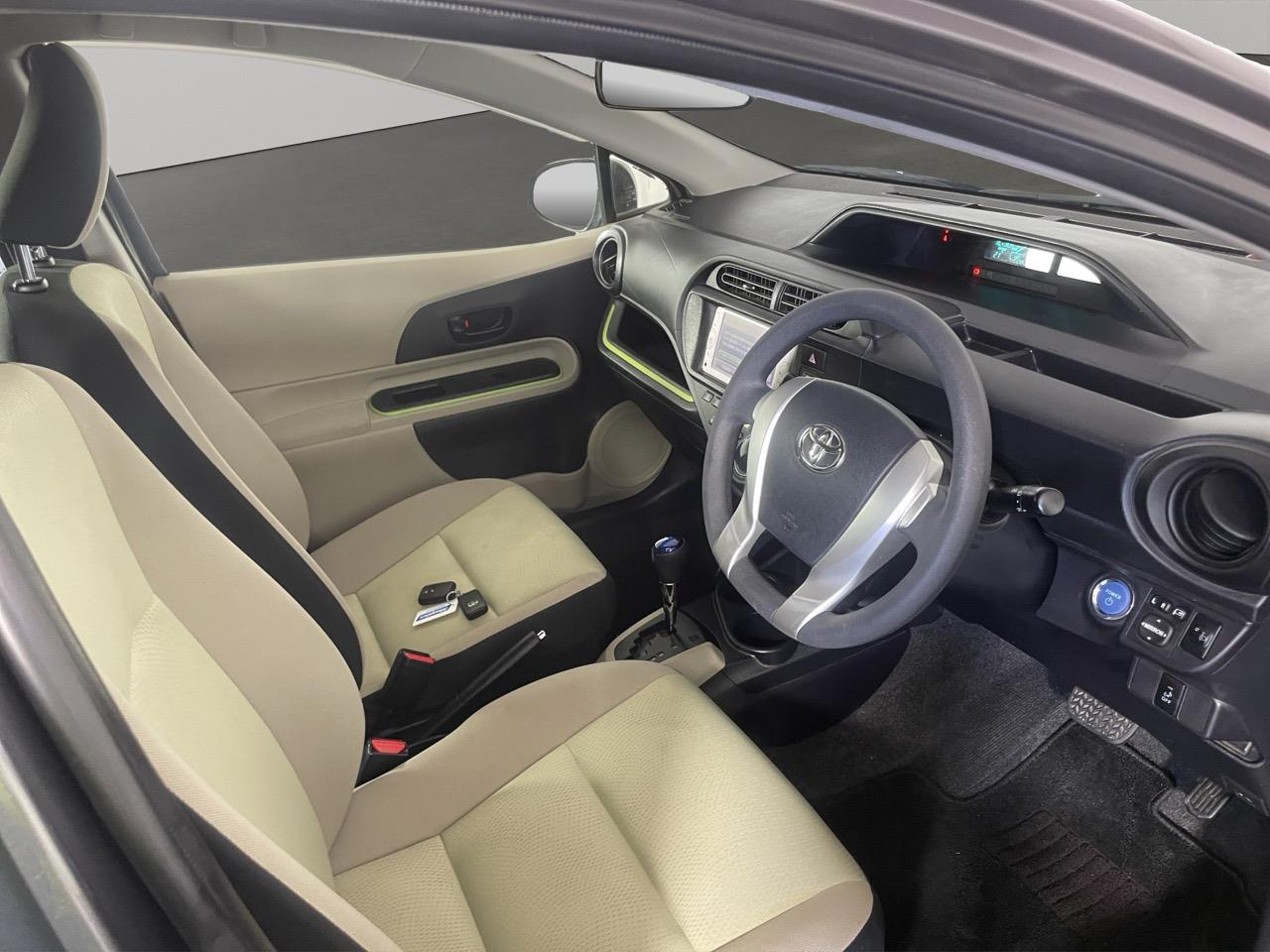 2012 Toyota Aqua S Hatchback LOW KMS + AUTO LIGHTS + PUSH BUTTON START