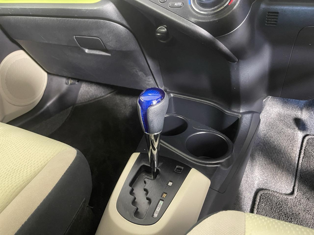 2012 Toyota Aqua S Hatchback LOW KMS + AUTO LIGHTS + PUSH BUTTON START