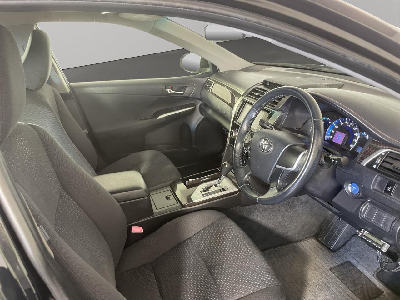 2012 Toyota Camry Hybrid G Package Sedan REVERSING CAMERA + AUTO LIGHTS + PUSH START