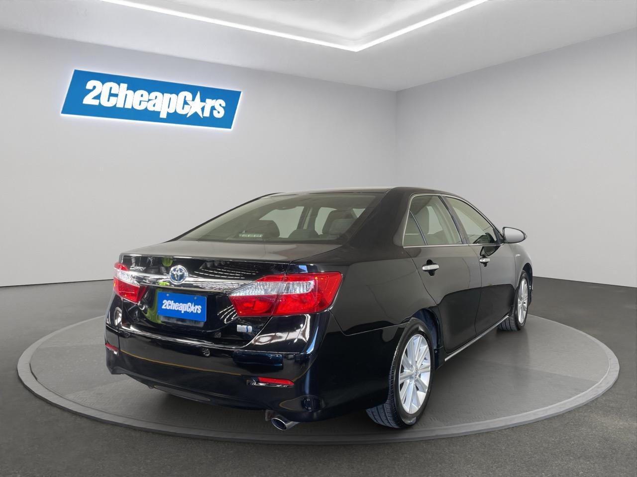 2012 Toyota Camry Hybrid G Package Sedan REVERSING CAMERA + AUTO LIGHTS + PUSH START