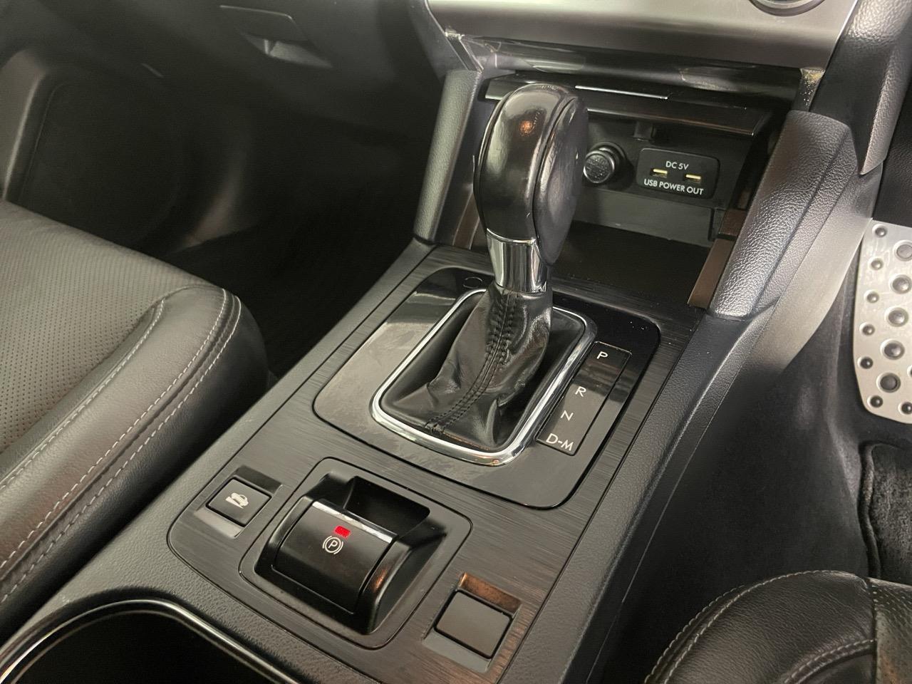 2014 Subaru Legacy B4 Limited Leather Edition Sedan AWD + EYE SIGHT SYSTEM + REVERSING CAMERA