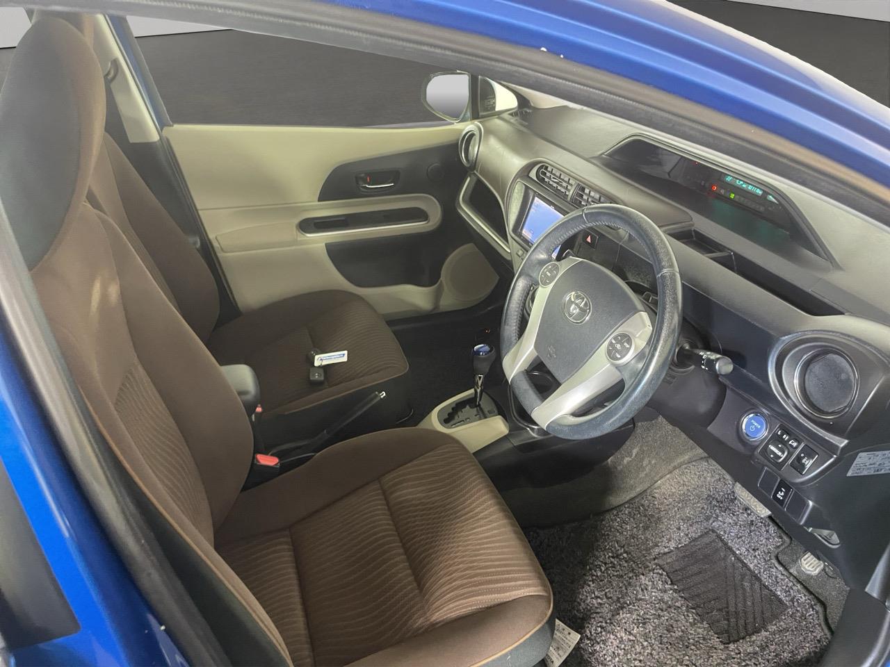 2013 Toyota Aqua G Hatchback REVERSING CAMERA + AUTO LIGHTS + PUSH START