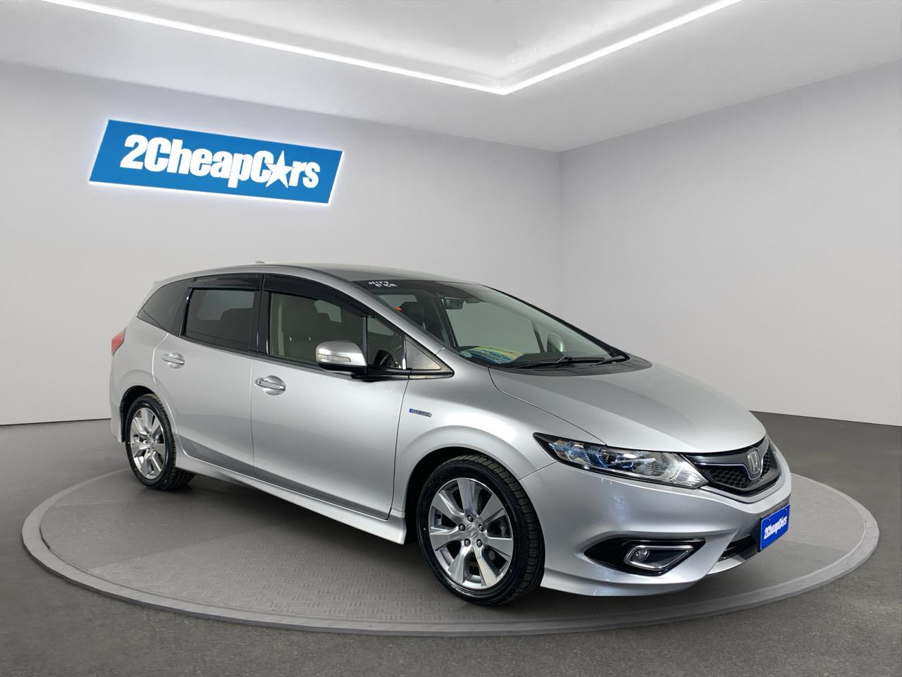 2015 Honda JADE HYBRID X People Mover CRUISE CONTROL + REVERSING CAMERA + AUTO LIGHTS