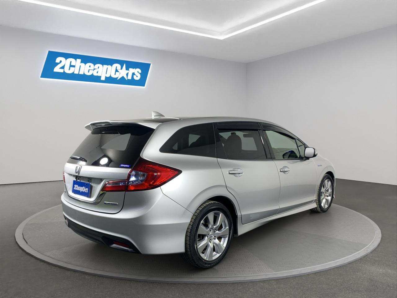 2015 Honda JADE HYBRID X People Mover CRUISE CONTROL + REVERSING CAMERA + AUTO LIGHTS