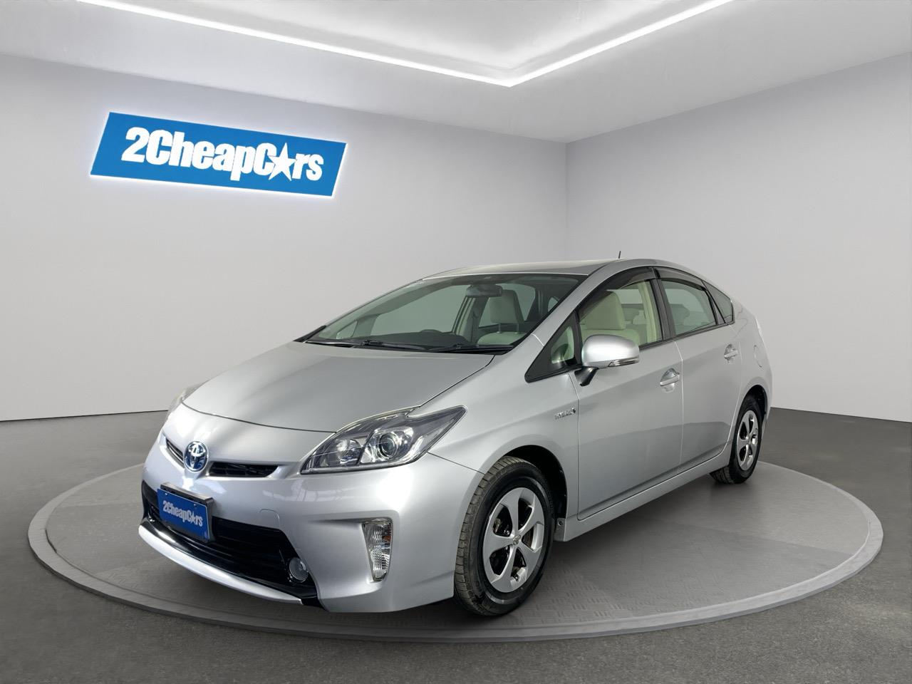 2015 Toyota Prius Hybrid Hatchback