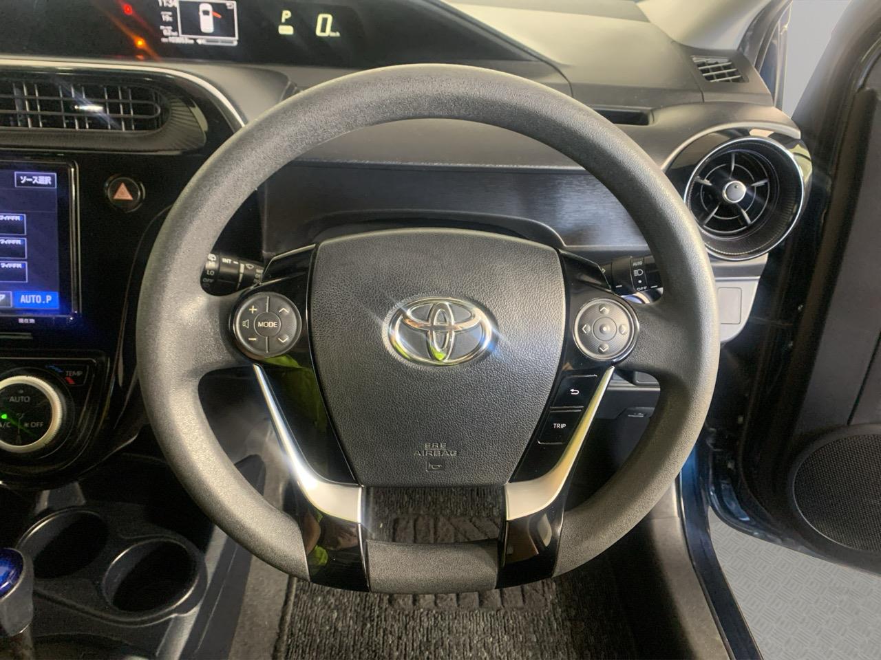 2017 Toyota Aqua New Shape G Hatchback PUSH BUTTON START + AUTO LIGHTS + REVERSING CAMERA