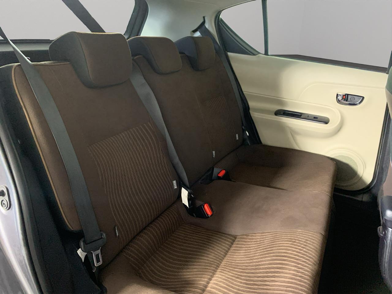 2012 Toyota Aqua G Hatchback REVERSING CAMERA + PUSH BUTTON START + AUTO LIGHTS