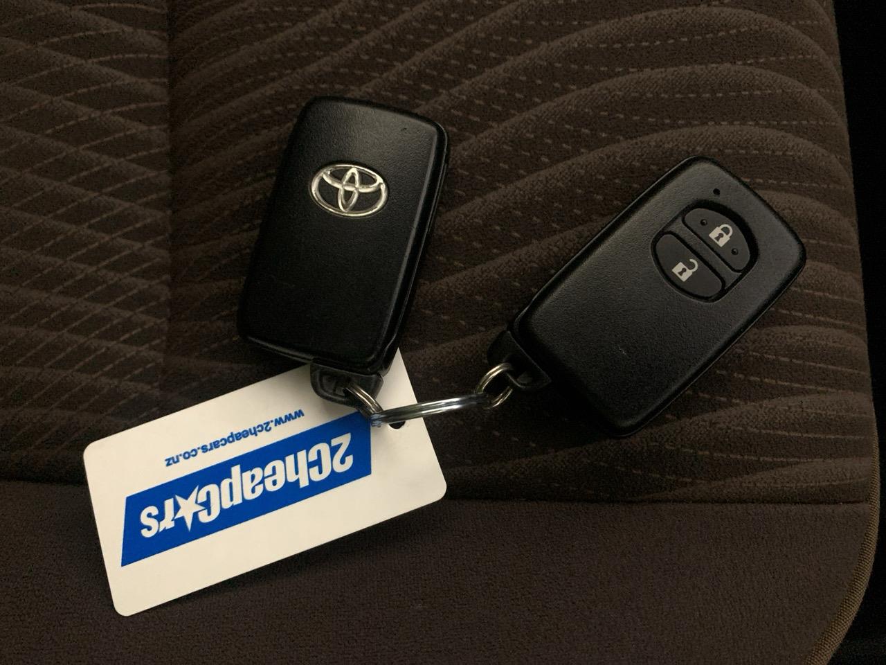 2012 Toyota Aqua G Hatchback REVERSING CAMERA + PUSH BUTTON START + AUTO LIGHTS