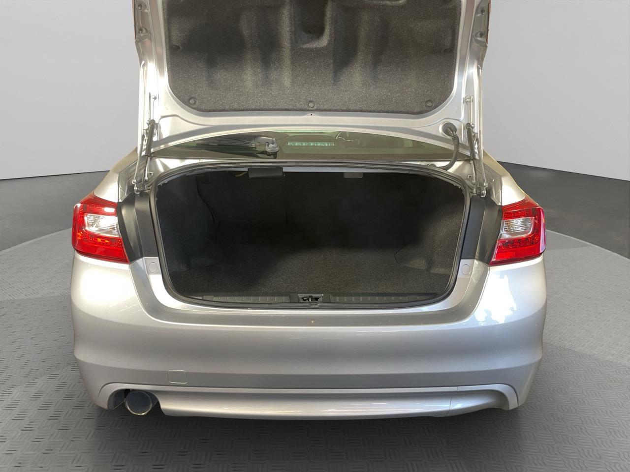 2015 Subaru Legacy B4 EYESIGHT AWD Sedan AWD + EYE SIGHT SYSTEM + REVERSING CAMERA