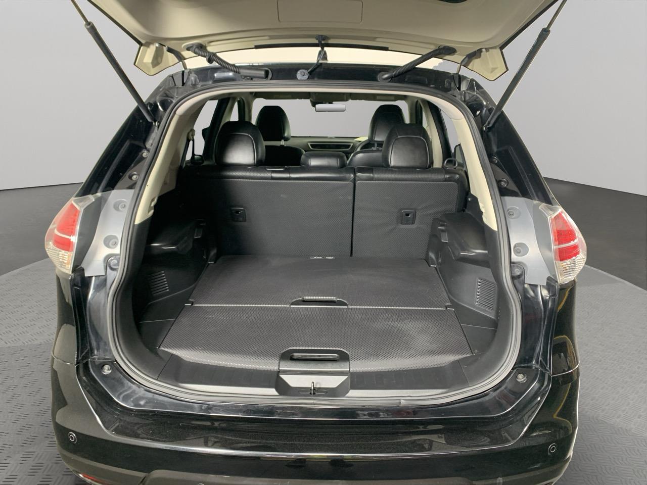 2017 Nissan X-Trail 20S Emergency Brake Package RV/SUV 360 DEGREE CAMERA + CRUISE CONTROL + HEATED SEATS