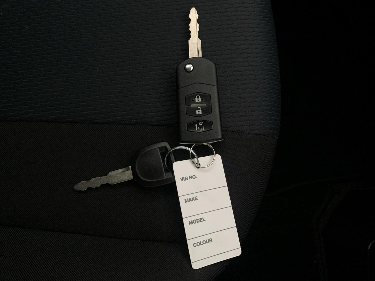 2014 Mazda Premacy 20S Sky Active People Mover LOW KM + REVESING CAMERA + GREAT SPACE