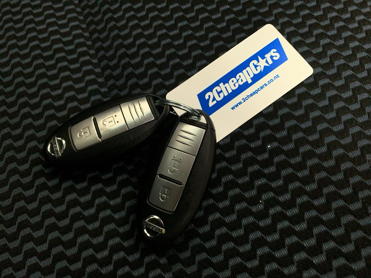 2015 Nissan Note Aero Style+ Safety Hatchback LOW KMS + PUSH BUTTON START + AUTO LIGHTS