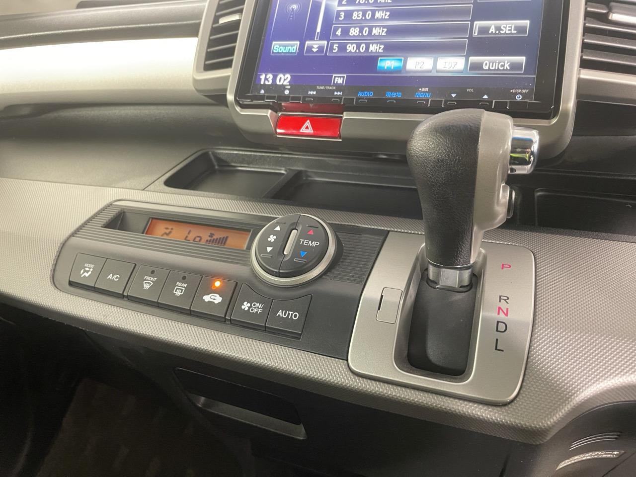 2013 Honda Freed HYBRID 7 SEATER People Mover ELECTRIC SLIDING DOOR + REVERSING CAMERA