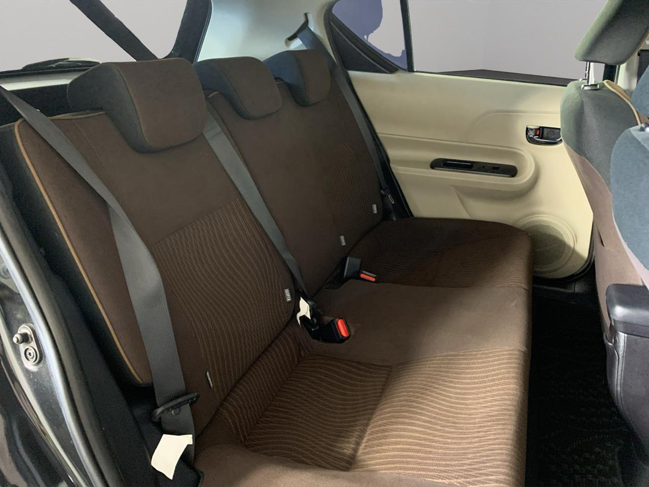 2012 Toyota Aqua G Hatchback REVESING CAMERA + PUSH SRART + AUTO LIGHTS