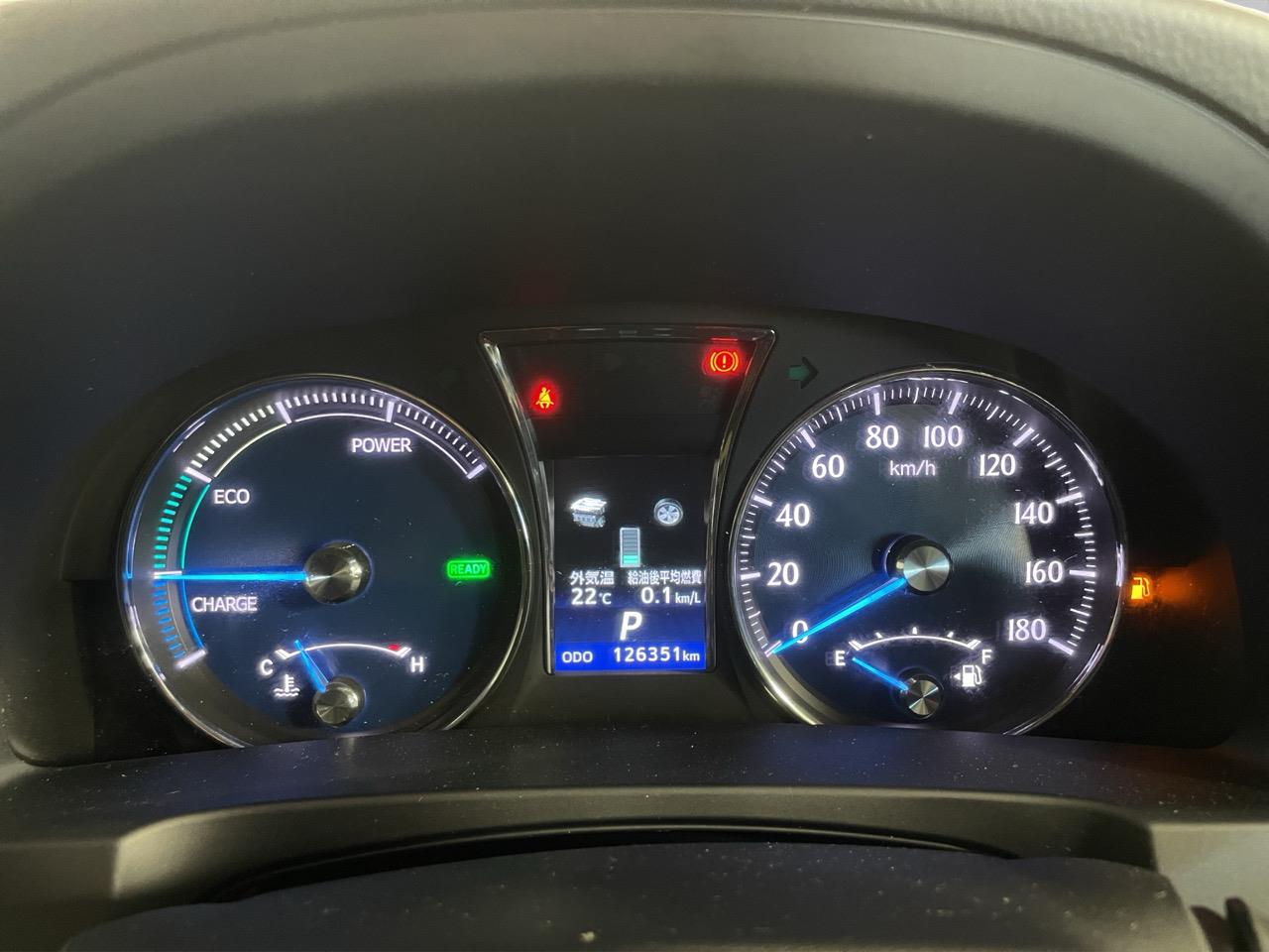 2013 Toyota Crown 2.5 Royal Saloon Sedan CRUISE CONTROL + REVERSING CAMERA + AUTO LIGHTS