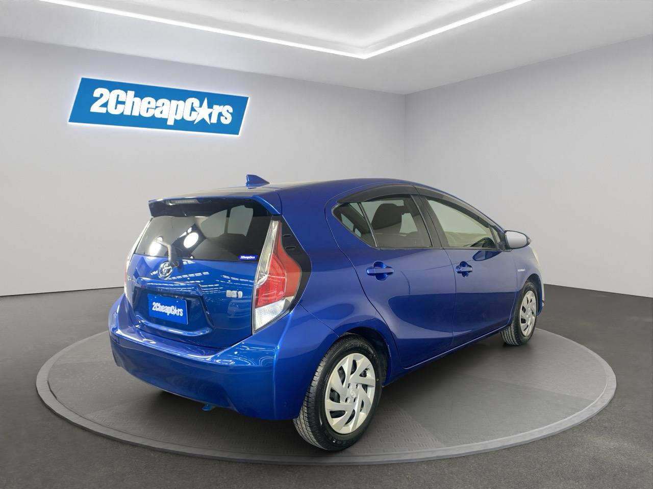 2015 Toyota Aqua Facelift Model S Hatchback PUSH BUTTON START + AUTO LIGHTS + REVERSING CAMERA