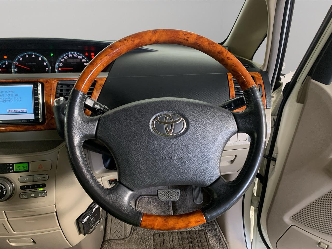 2006 Toyota Noah  People Mover REVERSING CAMERA