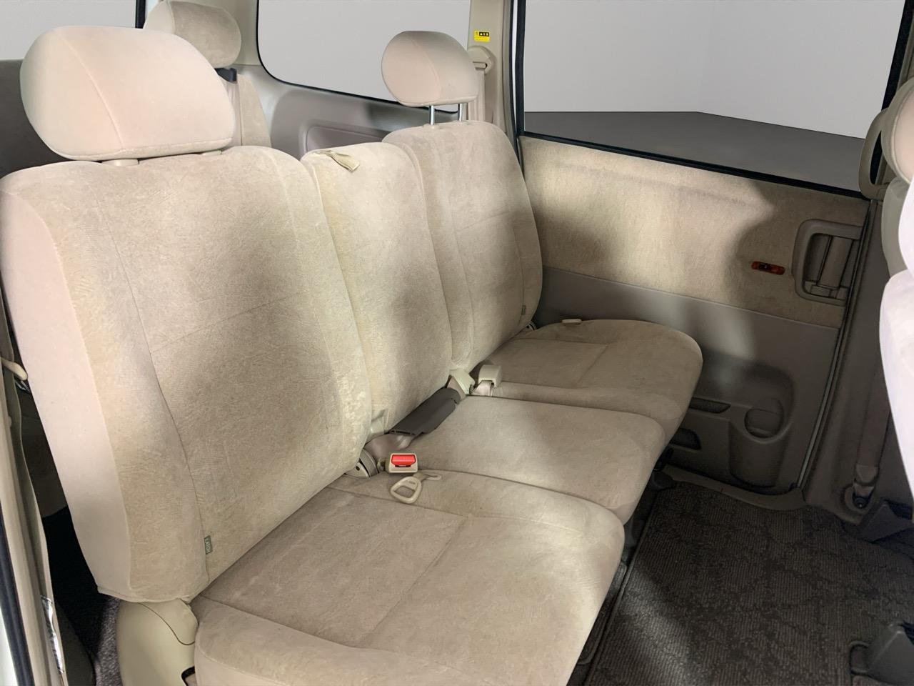 2006 Toyota Noah  People Mover REVERSING CAMERA