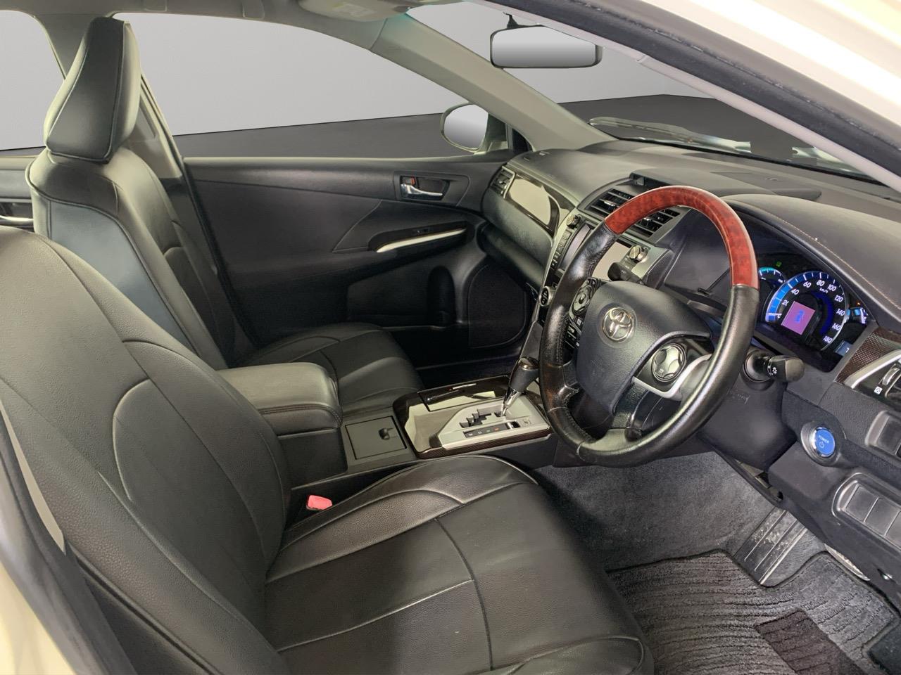 2012 Toyota Camry Hybrid Leather Package Sedan REVESING CAMERA + PUSH SRART + AUTO LIGHTS