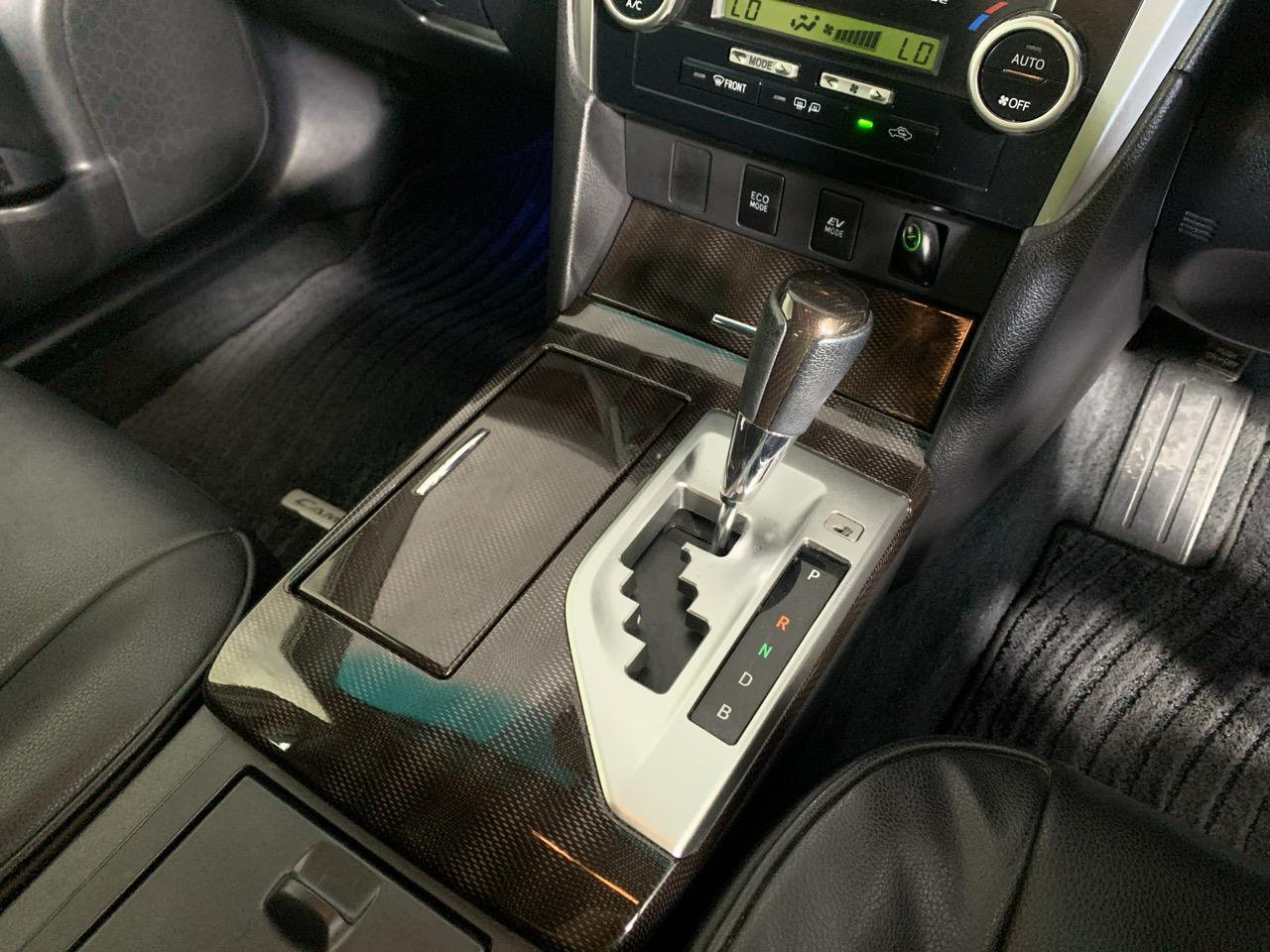 2012 Toyota Camry Hybrid Leather Package Sedan REVESING CAMERA + PUSH SRART + AUTO LIGHTS