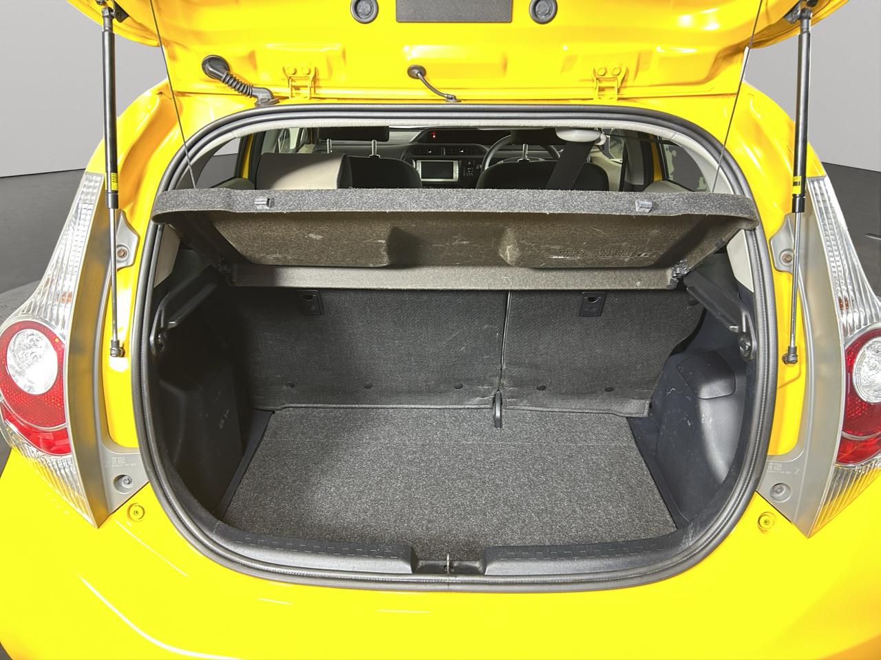 2013 Toyota Aqua S Hatchback PUSH SRART + AUTO LIGHTS