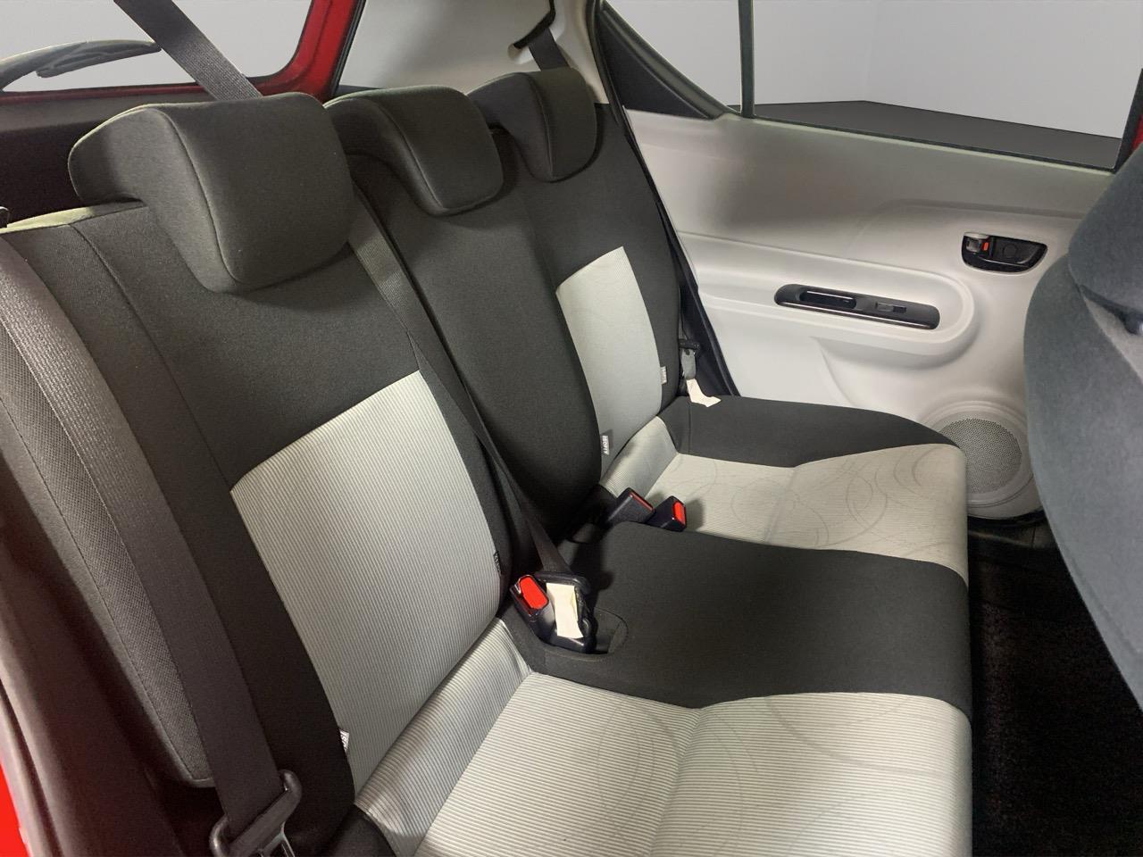 2012 Toyota Aqua S Hatchback PUSH BUTTON START + AUTO LIGHTS + REVERSING CAMERA