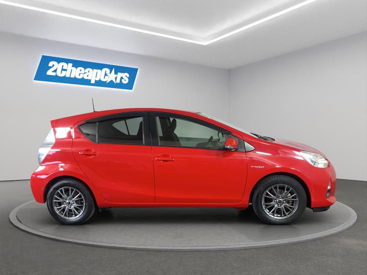 2012 Toyota Aqua S Hatchback PUSH BUTTON START + AUTO LIGHTS + REVERSING CAMERA