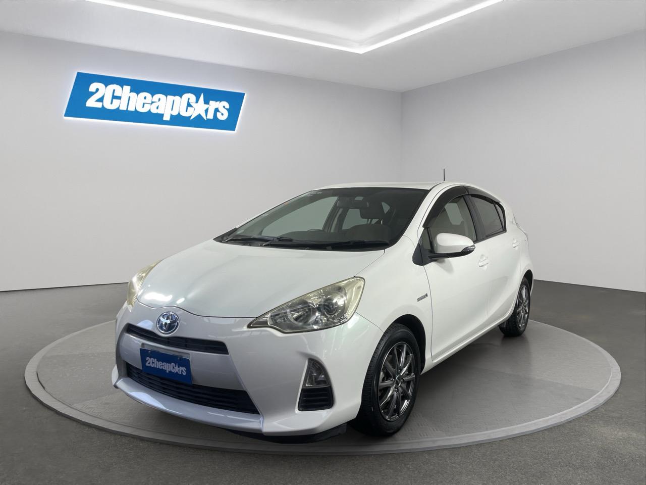 2013 Toyota Aqua G Hatchback