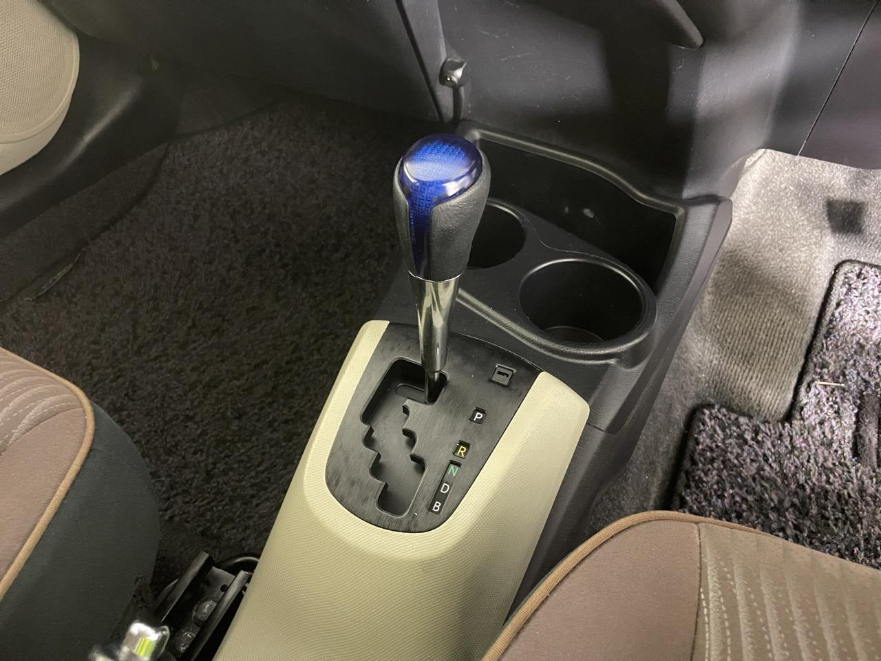 2013 Toyota Aqua G Hatchback AUTO LIGHTS + PUSH BUTTON START + ALLOY WHEELS