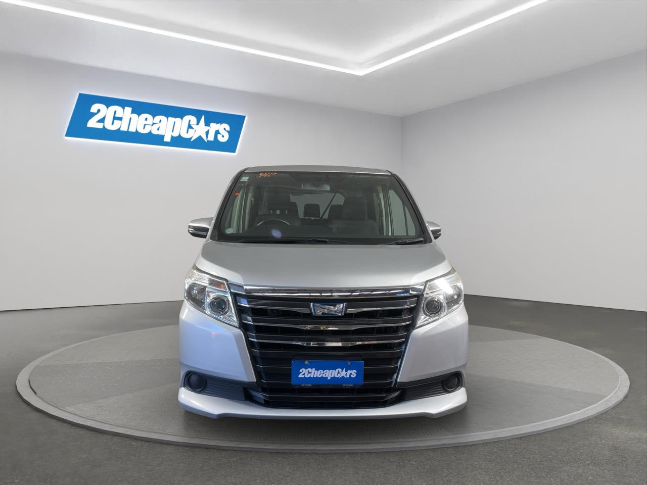 2014 Toyota Noah Hybrid G People Mover REVERSING CAMERA + SMART KEY + POWER SLIDING DOOR