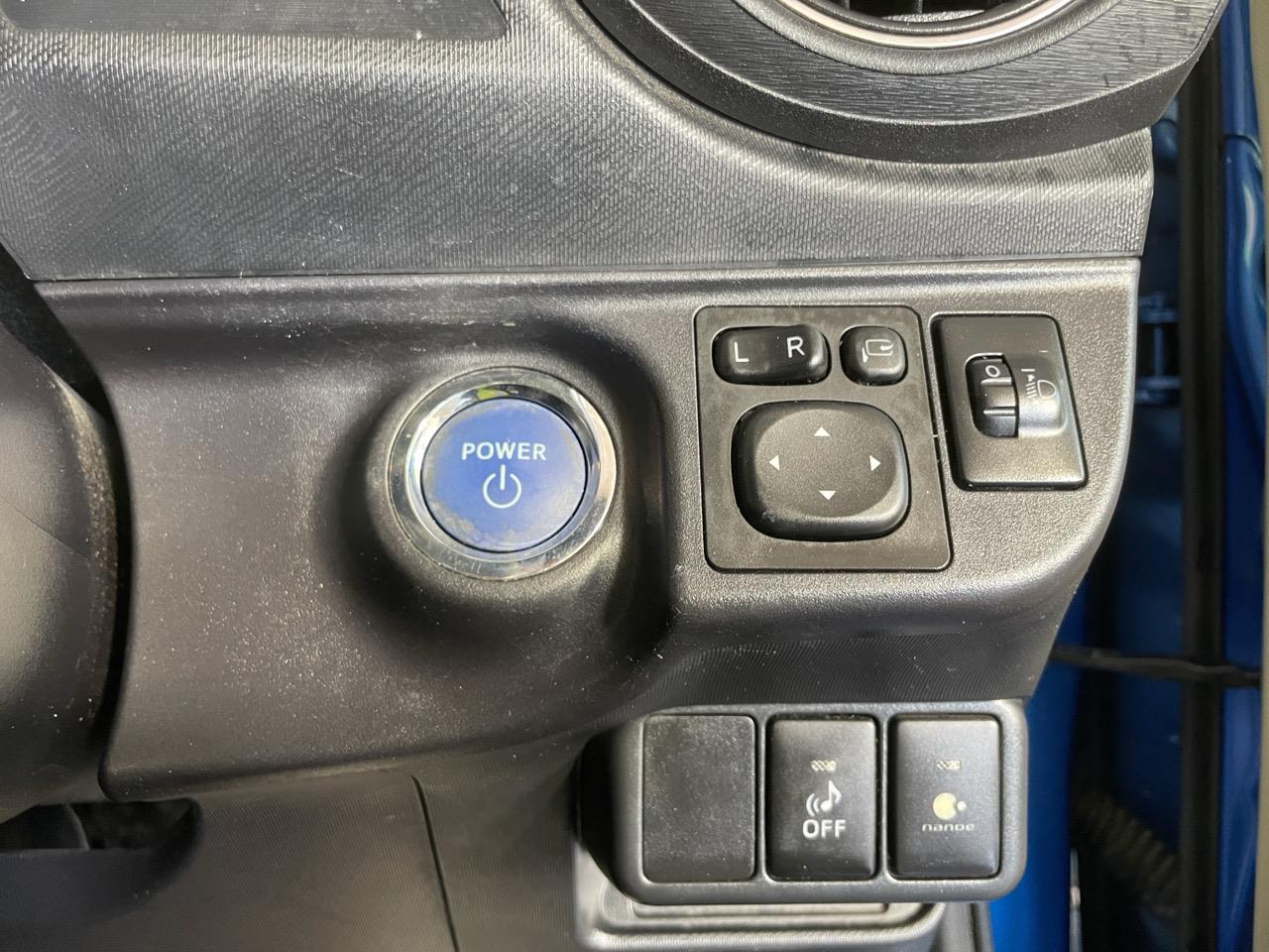 2014 Toyota Aqua G Hatchback REVERSING CAMERA + PUSH START + AUTO LIGHTS